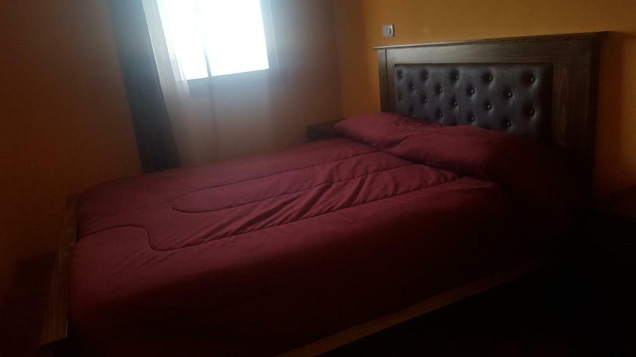 Habitaciones Y Apartamentos El Caleuche エル・タボ エクステリア 写真